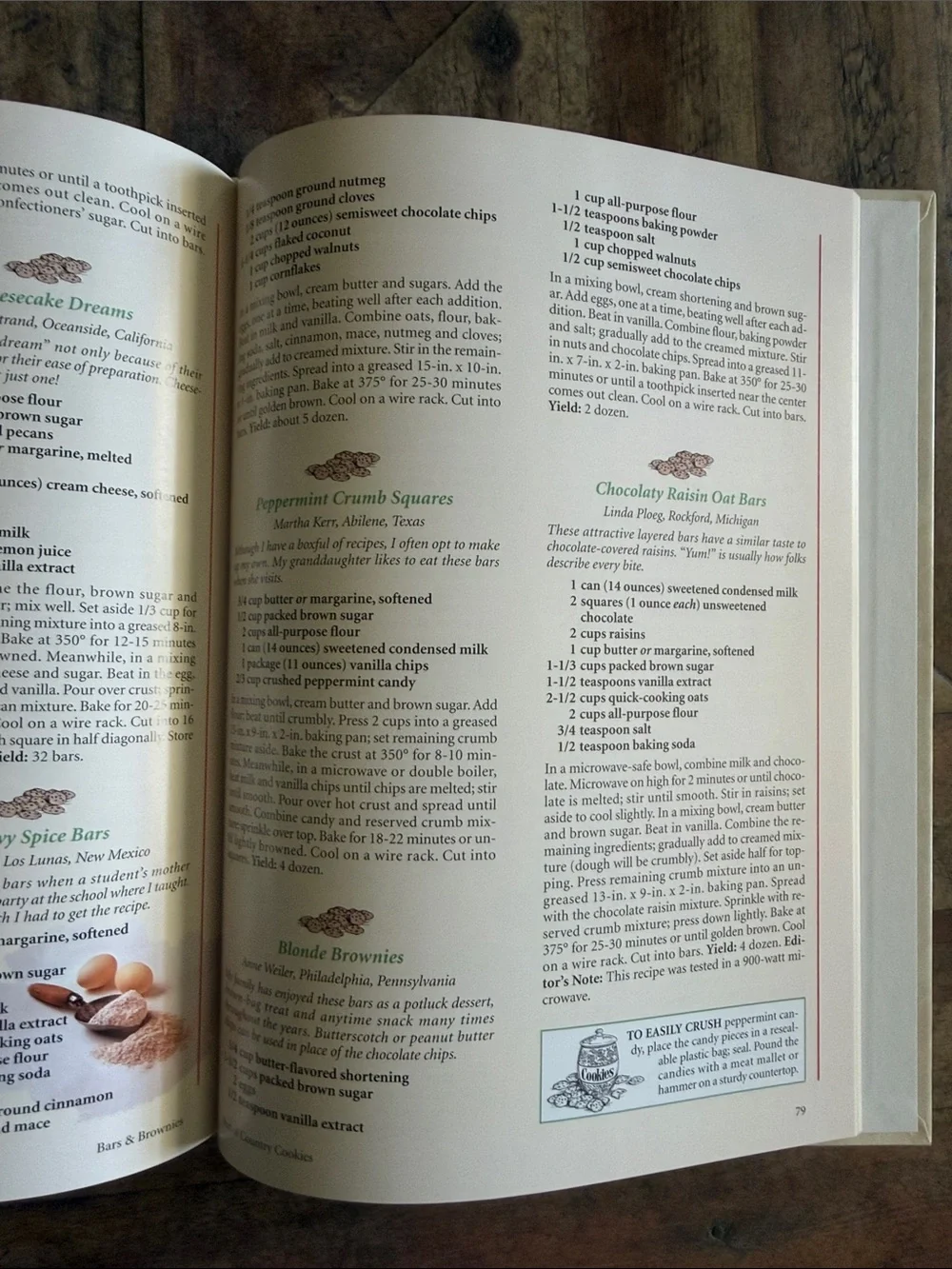 Best of Country Cookies Cookbook - Red Cover